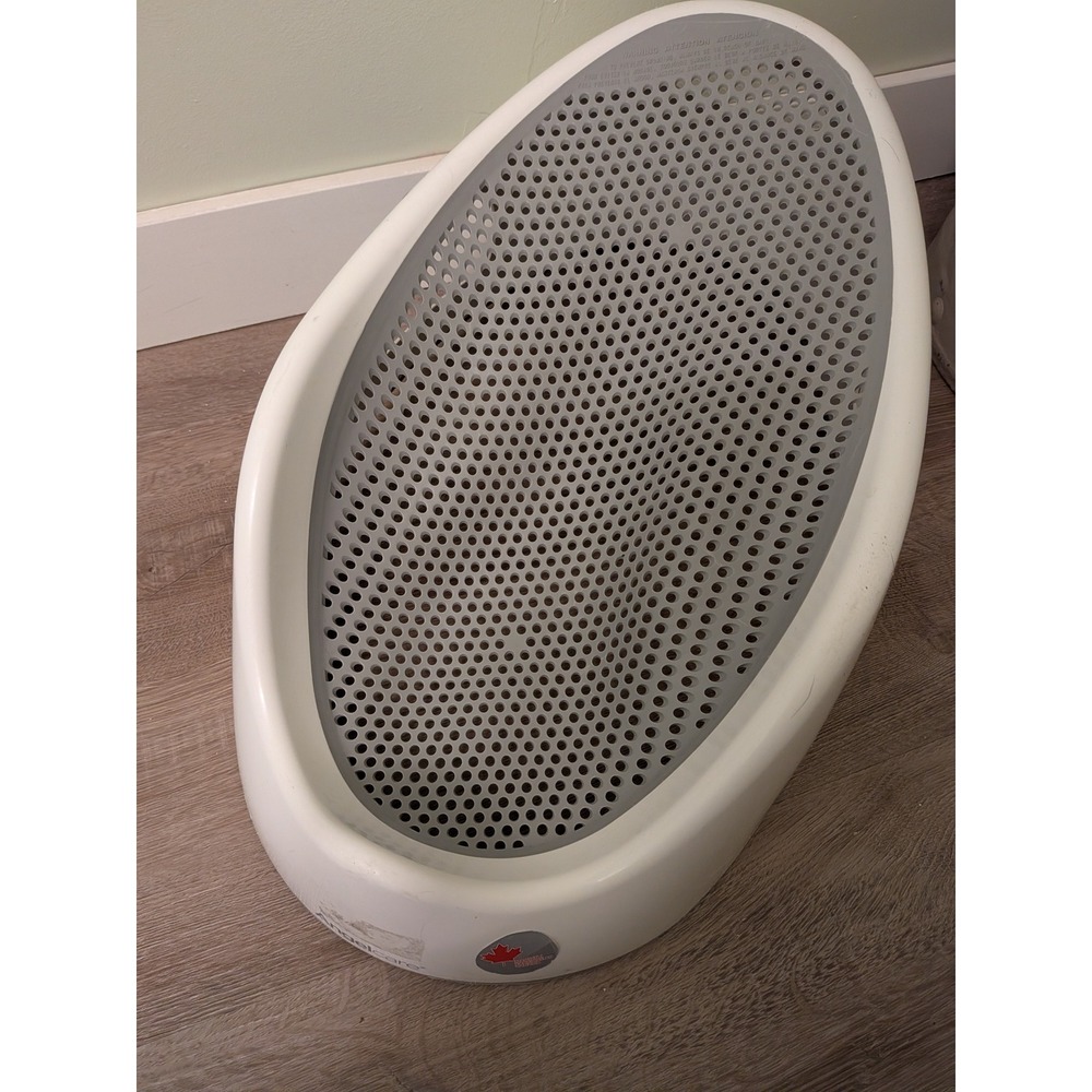 Angelcare Baby Bath Support Gray White Ergonomic Mesh Infant Tub Seat 0-6 Months